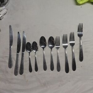 Classic Silver Flatware Set